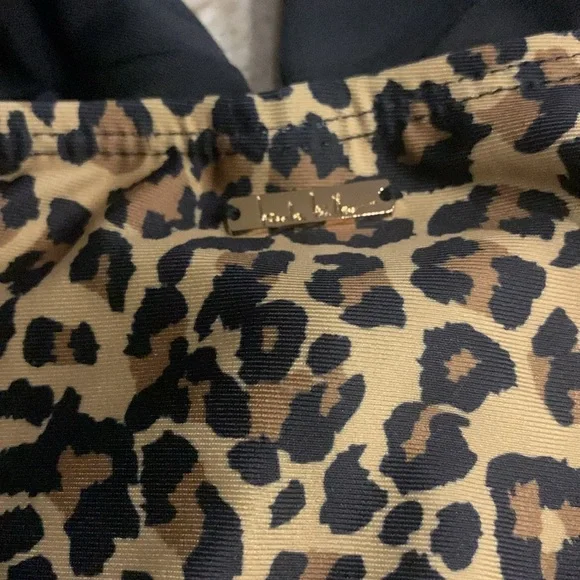 NWOT Nicole Miller Animal Print Convertible One-Piece Swimsuit Size Medium - Picture 7 of 10